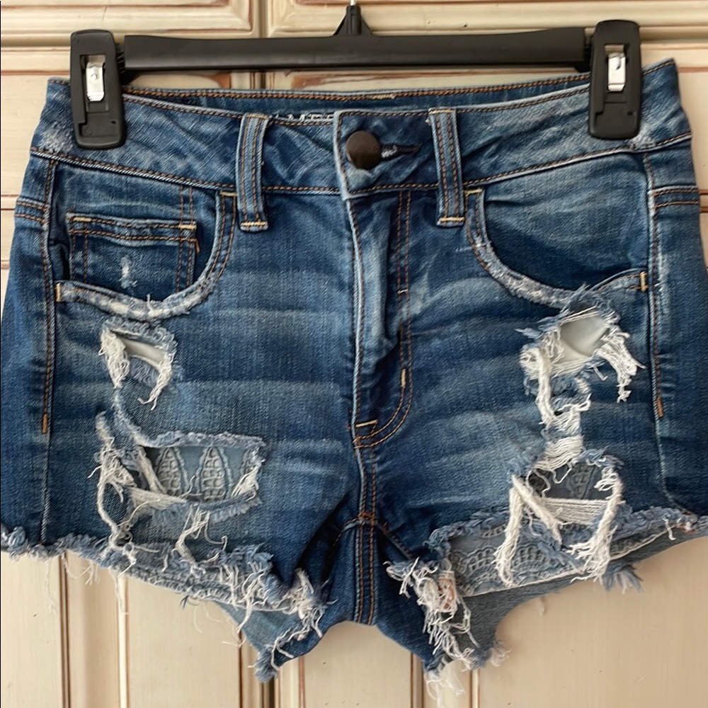 American Eagle Outfitters Blue Jean Hi Rise Shortie